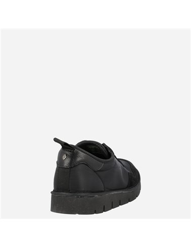 Sneaker P05M Slip On Negro 