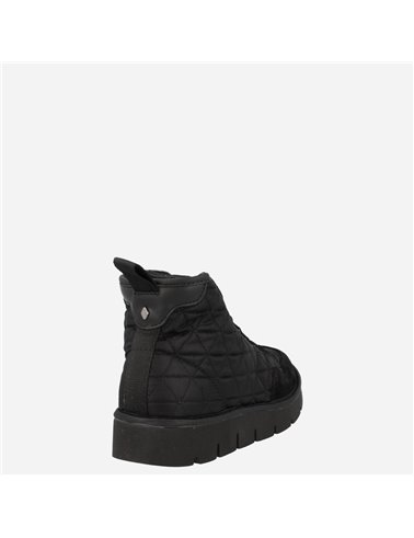 Botín P05W Boot Quilted Negro 