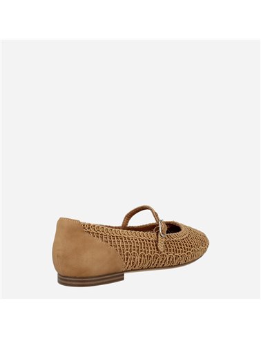 Bailarina Ilik Camel