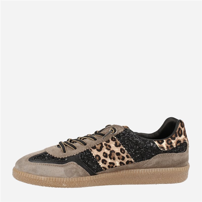 Sneaker Jordan Negro
