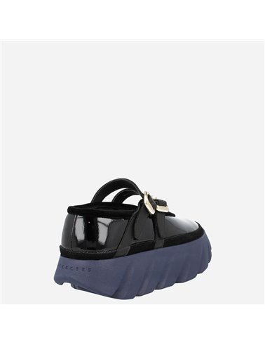 Bailarina Tura Ballet Negro