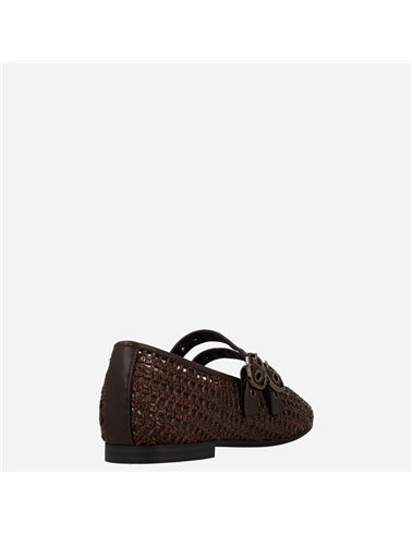 Bailarina Cala Marrón