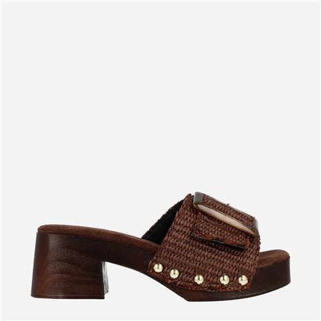 Sandalia Diss Marrón