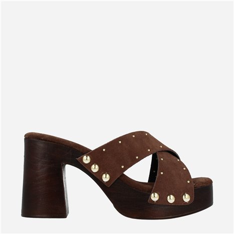 Sandalia Stefan Marrón