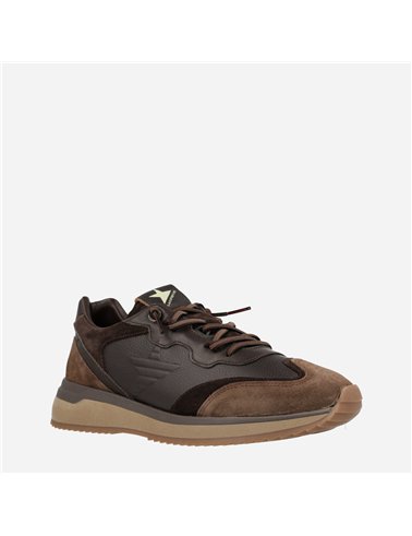 Sneaker Eric Marrón